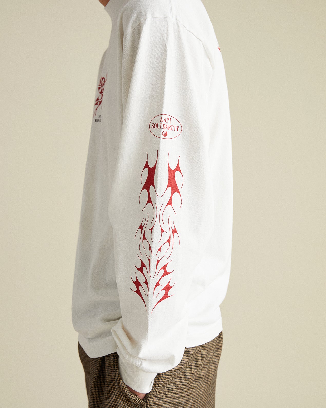 Eyes Long Sleeve Tee – Moon Collective